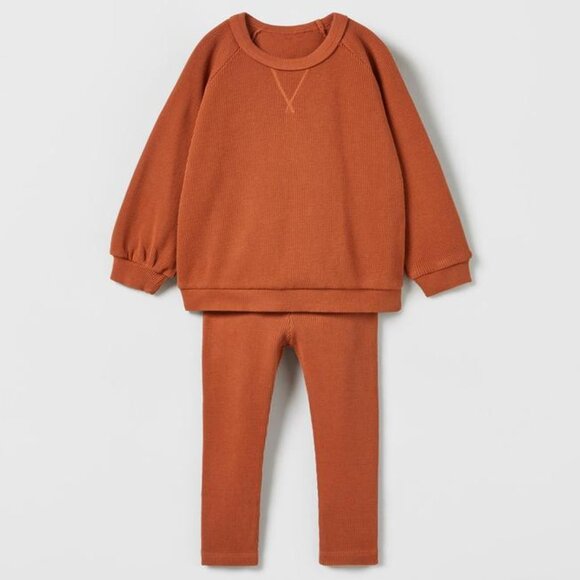 Zara Basic Waffle Set - Picture 1 of 4